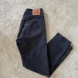 Levi's Women's Black Straight Jeans